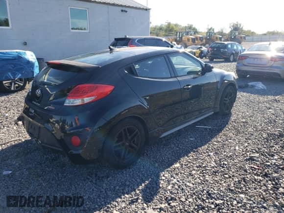 2013 Hyundai Veloster Turbo с VIN KMHTC6AE0DU110297, выставлен на аукционе Copart как лот 84737755 с пробегом 121 341 миль миль и Списание • Salvage title. История ставок и продаж доступна на DreamBid. Изображение 3.