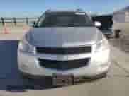 2010 Chevrolet Traverse 1LT z VIN 1GNLVFED3AJ256620, wystawiony jako Copart lot #68160005 z przebiegiem 193 575 mil mil oraz Szkoda całkowita • Salvage title. Historia ofert i sprzedaży dostępna na DreamBid. Obrazek 5.
