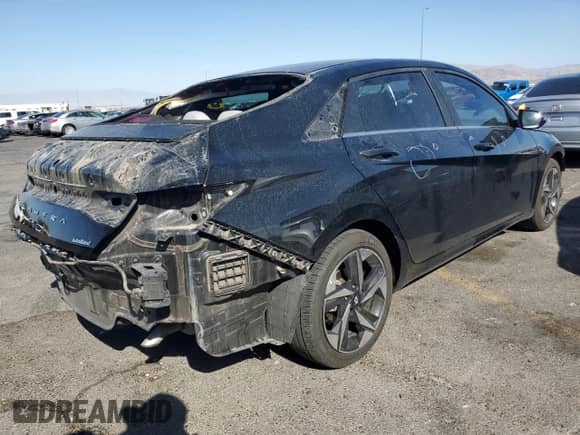 2022 Hyundai Elantra Limited with VIN KMHLP4AG0NU301018, listed as a Copart auction lot 64429215 with 27,192 mi miles and Salvage title. Bid and sale history available at DreamBid. Image 3.