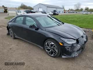 2023 Hyundai Ioniq 6 Preferred с VIN KMHM34AC5PA030233, выставлен на аукционе Copart как лот 51842154 с пробегом 13 451 миль миль и . История ставок и продаж доступна на DreamBid. Изображение 4.