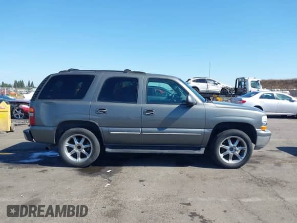 2002 Chevrolet Tahoe LT с VIN 1GNEK13T42R198194, выставлен на аукционе IAAI как лот 42851817 с пробегом 216 308 миль миль и . История ставок и продаж доступна на DreamBid. Изображение 13.