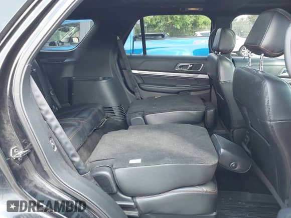 2017 Ford Explorer Sport with VIN 1FM5K8GT4HGC03521, listed as a IAAI auction lot 42950404 with 175,016 mi miles and . Bid and sale history available at DreamBid. Image 8.