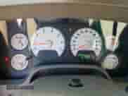 2006 Dodge 1500 SLT z VIN 1D7HA18P06J212526, wystawiony jako Copart lot #66889415 z przebiegiem 257 558 mil mil oraz Szkoda całkowita • Salvage title. Historia ofert i sprzedaży dostępna na DreamBid. Obrazek 9.