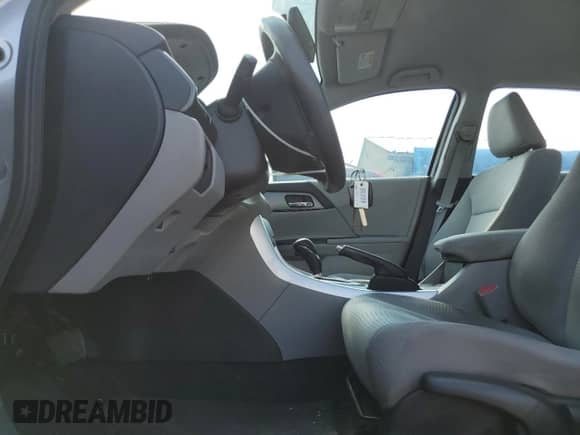 2014 Honda Accord LX с VIN 1HGCR2F35EA160751, выставлен на аукционе Copart как лот 82300875 с пробегом 137 016 миль миль и Списание • Salvage title. История ставок и продаж доступна на DreamBid. Изображение 7.