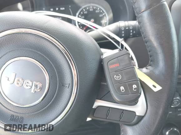 2018 Jeep Renegade Latitude with VIN ZACCJBBB3JPG86356, listed as a IAAI auction lot 42770746 with 41,571 mi miles and . Bid and sale history available at DreamBid. Image 11.