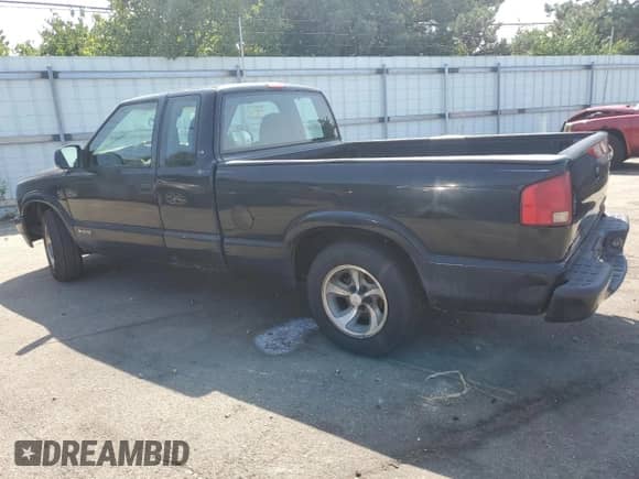 2003 Chevrolet S-10 с VIN 1GCCS19H138128369, выставлен на аукционе Copart как лот 70622324 с пробегом 130 379 миль миль и Чистый • Clean title. История ставок и продаж доступна на DreamBid. Изображение 2.