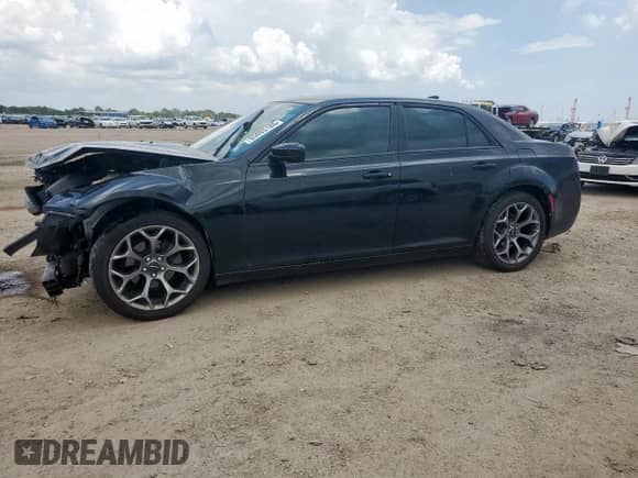2016 Chrysler 300 S Alloy Edition с VIN 2C3CCABG4GH278057, выставлен на аукционе Copart как лот 65085185 с пробегом 152 750 миль миль и Списание • Salvage title. История ставок и продаж доступна на DreamBid. Изображение 1.