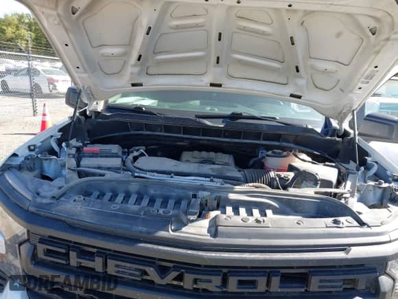 2023 Chevrolet Silverado 1500 Work Truck z VIN 3GCNAAEK3PG336539, wystawiony jako IAAI lot #43511134 z przebiegiem 222 350 mil mil oraz . Historia ofert i sprzedaży dostępna na DreamBid. Obrazek 10.