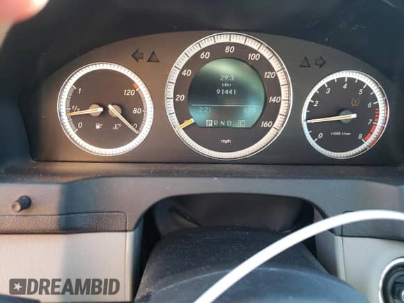 2008 Mercedes-Benz C 300 Sport z VIN WDDGF81X48F101581, wystawiony jako Copart lot #82409375 z przebiegiem 91 441 mil mil oraz Szkoda całkowita • Salvage title. Historia ofert i sprzedaży dostępna na DreamBid. Obrazek 9.