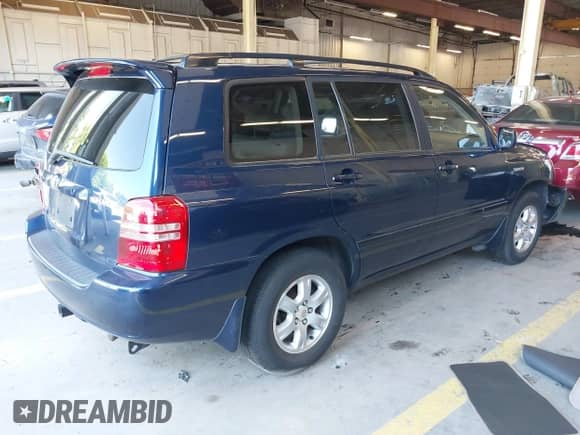 2003 Toyota Highlander с VIN JTEGF21A130116128, выставлен на аукционе IAAI как лот 42532209 с пробегом 177 590 миль миль и . История ставок и продаж доступна на DreamBid. Изображение 4.
