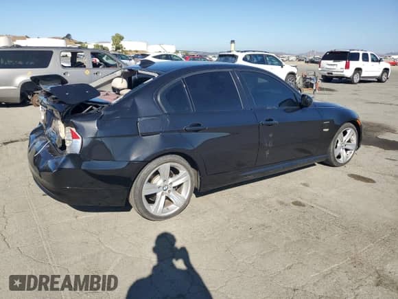 2011 BMW 3 Series 328i с VIN WBAPH5G57BNM81096, выставлен на аукционе Copart как лот 80574205 с пробегом 82 633 миль миль и Списание • Salvage title. История ставок и продаж доступна на DreamBid. Изображение 3.