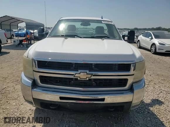 2007 Chevrolet Silverado 2500HD 1LT z VIN 1GCHK24667E575899, wystawiony jako Copart lot #65538014 z przebiegiem 296 144 mil mil oraz Szkoda całkowita • Salvage title. Historia ofert i sprzedaży dostępna na DreamBid. Obrazek 10.