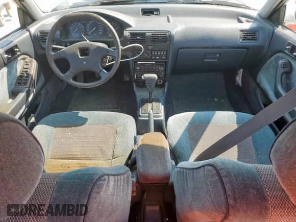 1991 Honda Accord with VIN 1HGCB7662MA056308, listed as a Copart auction lot 69861675 with 351,712 mi miles and Salvage title. Bid and sale history available at DreamBid. Image 8.