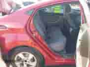 2015 Hyundai Elantra SE z VIN 5NPDH4AE9FH582283, wystawiony jako IAAI lot #43223921 z przebiegiem 144 361 mil mil oraz . Historia ofert i sprzedaży dostępna na DreamBid. Obrazek 8.