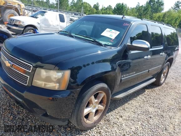 2008 Chevrolet Suburban 3LT с VIN 3GNFC16J18G115101, выставлен на аукционе IAAI как лот 42811172 с пробегом Не указан миль и . История ставок и продаж доступна на DreamBid. Изображение 2.