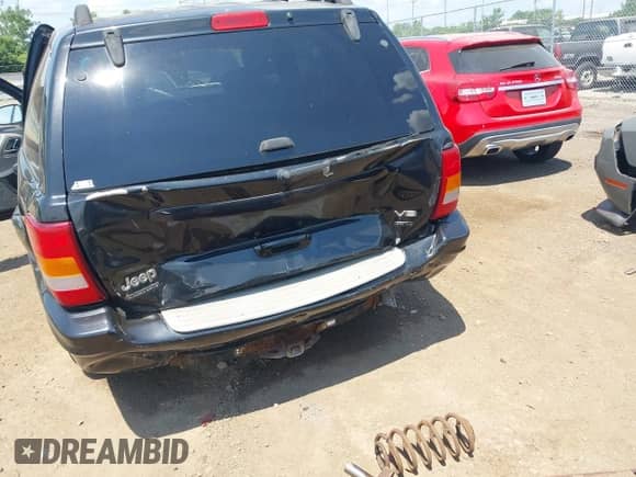 2004 Jeep Grand Cherokee Overland с VIN 1J8GW68J94C228492, выставлен на аукционе IAAI как лот 42611374 с пробегом 124 456 миль миль и . История ставок и продаж доступна на DreamBid. Изображение 6.