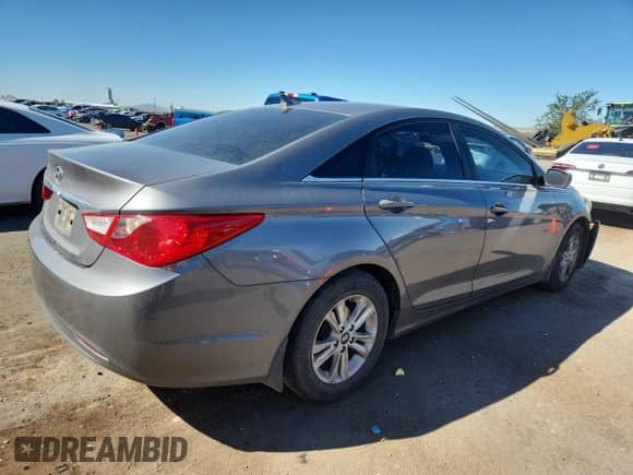 2011 Hyundai Sonata GLS с VIN 5NPEB4AC9BH250620, выставлен на аукционе Copart как лот 81801305 с пробегом 254 271 миль миль и Списание • Salvage title. История ставок и продаж доступна на DreamBid. Изображение 3.