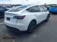 2024 Tesla Model Y с VIN 7SAYGDED3RF019239, выставлен на аукционе IAAI как лот 42978849 с пробегом 14 551 миль миль и . История ставок и продаж доступна на DreamBid. Изображение 4.