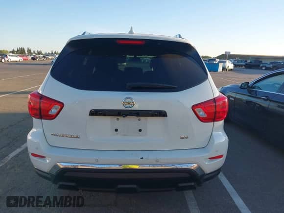 2019 Nissan Pathfinder S с VIN 5N1DR2MN7KC634136, выставлен на аукционе IAAI как лот 42195038 с пробегом 102 619 миль миль и . История ставок и продаж доступна на DreamBid. Изображение 16.