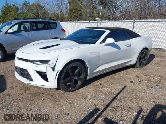 2016 Chevrolet Camaro 2SS с VIN 1G1FH3D74G0184762, выставлен на аукционе IAAI как лот 41532353 с пробегом 76 861 миль миль и . История ставок и продаж доступна на DreamBid. Изображение 2.