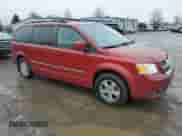 2009 Dodge Caravan with VIN 1D8HN541X9B519967, listed as a Copart auction lot 44361115 with 257,510 mi miles and Clean title. Bid and sale history available at DreamBid. Image 4.