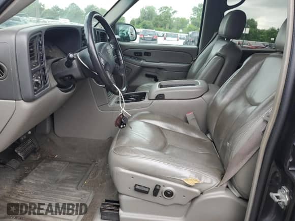 2005 Chevrolet Avalanche Z71 with VIN 3GNEK12Z05G157992, listed as a Copart auction lot 63843015 with 187,251 mi miles and Clean title. Bid and sale history available at DreamBid. Image 7.