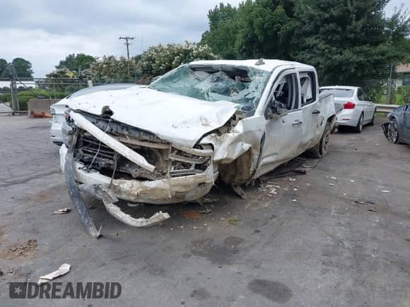2017 Chevrolet Silverado 1500 LTZ z VIN 3GCUKSEJ8HG414143, wystawiony jako IAAI lot #43029773 z przebiegiem 171 824 mil mil oraz . Historia ofert i sprzedaży dostępna na DreamBid. Obrazek 2.