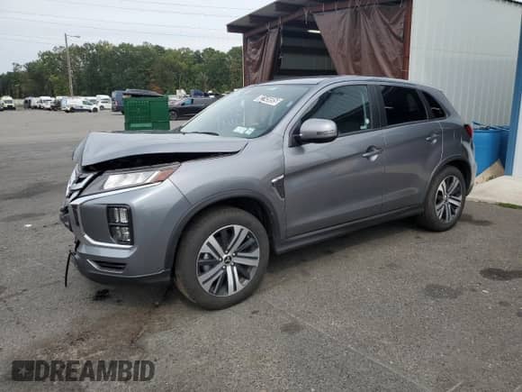 2025 Mitsubishi Outlander S z VIN JA4ARUAU4SU001743, wystawiony jako Copart lot #82145695 z przebiegiem 12 266 mil mil oraz Nie do naprawy • Non repairable. Historia ofert i sprzedaży dostępna na DreamBid. Obrazek 1.