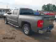 2013 Chevrolet Silverado 1500 LS z VIN 3GCPCREA1DG329917, wystawiony jako IAAI lot #42269536 z przebiegiem 151 636 mil mil oraz . Historia ofert i sprzedaży dostępna na DreamBid. Obrazek 3.