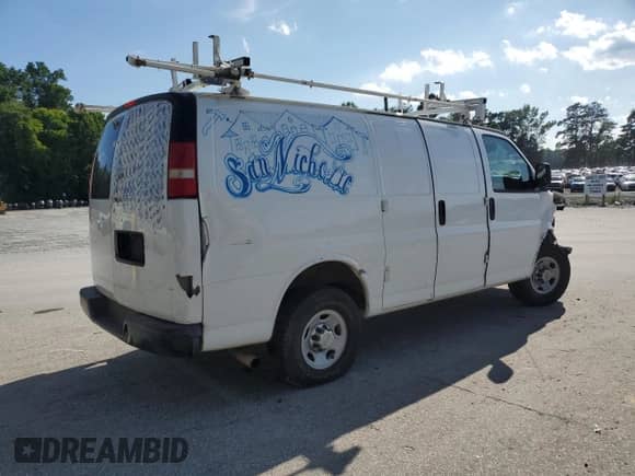 2015 Chevrolet Express Cargo z VIN 1GCWGFCF5F1108951, wystawiony jako Copart lot #59583415 z przebiegiem 205 622 mil mil oraz Szkoda całkowita • Salvage title. Historia ofert i sprzedaży dostępna na DreamBid. Obrazek 3.