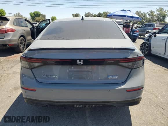 2024 Honda Accord Touring с VIN 1HGCY2F87RA051745, выставлен на аукционе Copart как лот 66949625 с пробегом 35 284 миль миль и Списание • Salvage title. История ставок и продаж доступна на DreamBid. Изображение 6.