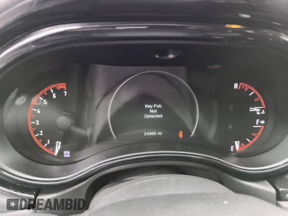 2022 Dodge Durango Pursuit с VIN 1C4RDJFGXNC136941, выставлен на аукционе Copart как лот 90499045 с пробегом 24 065 миль миль и Списание • Salvage title. История ставок и продаж доступна на DreamBid. Изображение 9.