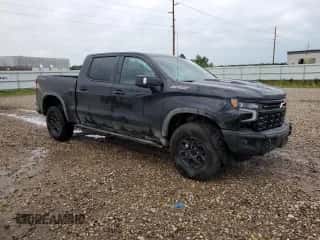 2024 Chevrolet Silverado 1500 ZR2 с VIN 3GCUDHE80RG289344, выставлен на аукционе Copart как лот 67753285 с пробегом 12 357 миль миль и Списание • Salvage title. История ставок и продаж доступна на DreamBid. Изображение 4.
