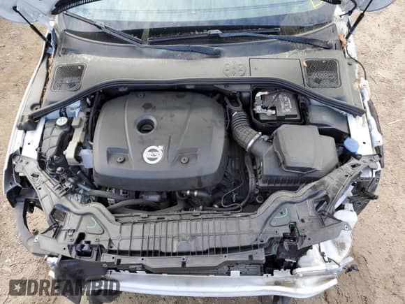 2015 Volvo S60 T6 Drive-E with VIN YV149MFK8F1345555, listed as a Copart auction lot 44394993 with 109,255 mi miles and . Bid and sale history available at DreamBid. Image 11.