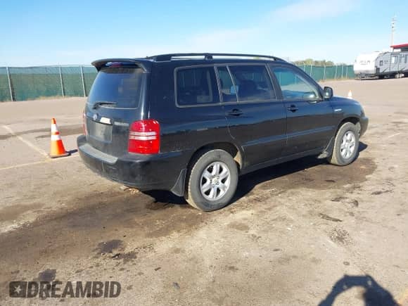 2002 Toyota Highlander Limited с VIN JTEGF21A220065608, выставлен на аукционе IAAI как лот 43513080 с пробегом 180 739 миль миль и . История ставок и продаж доступна на DreamBid. Изображение 4.
