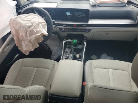 2025 Kia Sorento S с VIN 5XYRL4JC6SG397791, выставлен на аукционе Copart как лот 81211235 с пробегом 2 417 миль миль и Списание • Salvage title. История ставок и продаж доступна на DreamBid. Изображение 8.