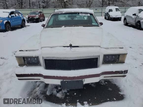 1978 Chevrolet Monte Carlo с VIN 1Z37U8B494725, выставлен на аукционе Copart как лот 44415805 с пробегом 1 993 миль миль и Списание • Salvage title. История ставок и продаж доступна на DreamBid. Изображение 5.