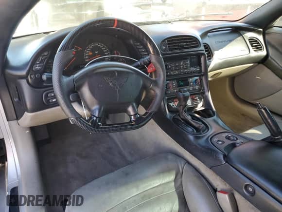 2004 Chevrolet Corvette с VIN 1G1YY22G545107578, выставлен на аукционе Copart как лот 87248715 с пробегом 147 953 миль миль и Списание • Salvage title. История ставок и продаж доступна на DreamBid. Изображение 8.