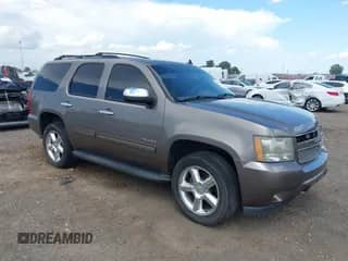 2011 Chevrolet Tahoe LT с VIN 1GNSCBE00BR397882, выставлен на аукционе IAAI как лот 42818583 с пробегом 191 303 миль миль и . История ставок и продаж доступна на DreamBid. Изображение 1.