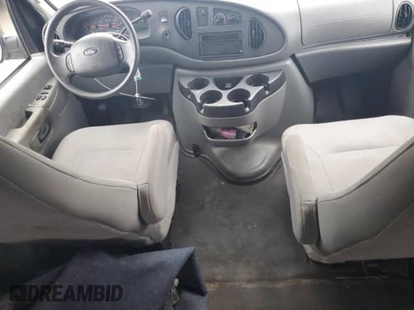 2008 Ford Econoline Cargo Commercial with VIN 1FTNE14WX8DA51652, listed as a Copart auction lot 62393525 with 56,414 mi miles and Salvage title. Bid and sale history available at DreamBid. Image 8.