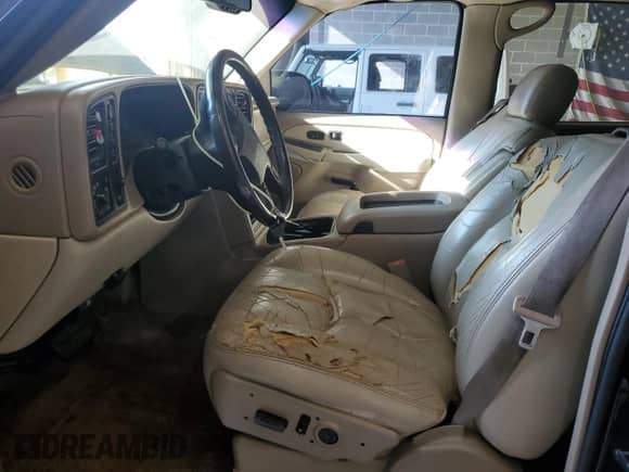 2003 Chevrolet Suburban LS с VIN 3GNFK16ZX3G243368, выставлен на аукционе Copart как лот 80399145 с пробегом 263 113 миль миль и Чистый • Clean title. История ставок и продаж доступна на DreamBid. Изображение 7.