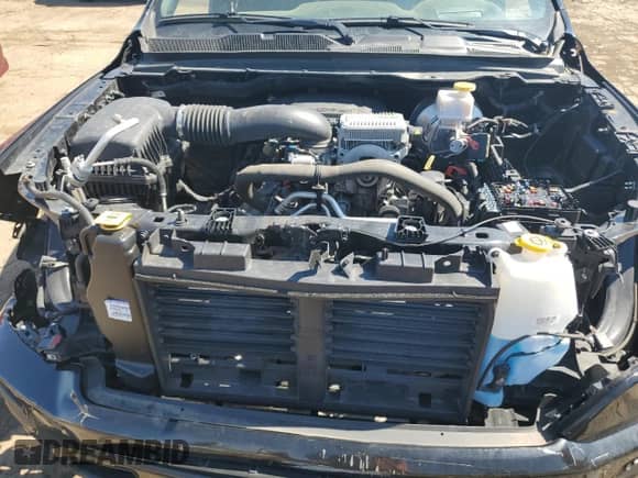 2022 Ram 1500 Limited z VIN 1C6SRFHT7NN445725, wystawiony jako Copart lot #67195555 z przebiegiem Nie podano mil oraz Czysty tytuł • Clean title. Historia ofert i sprzedaży dostępna na DreamBid. Obrazek 11.