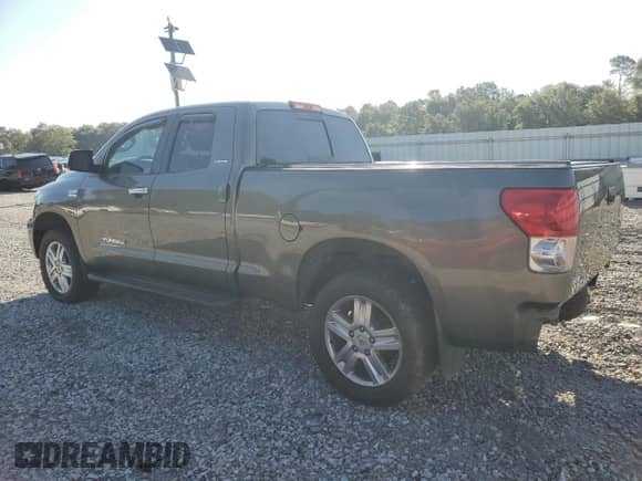 2007 Toyota Tundra Limited с VIN 5TBBV581X7S465079, выставлен на аукционе Copart как лот 80245355 с пробегом 203 592 миль миль и Списание • Salvage title. История ставок и продаж доступна на DreamBid. Изображение 2.