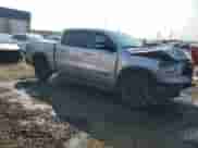 2022 Ram 1500 Rebel z VIN 1C6SRFLM8NN308373, wystawiony jako Copart lot #66814305 z przebiegiem 66 857 mil mil oraz Czysty tytuł • Clean title. Historia ofert i sprzedaży dostępna na DreamBid. Obrazek 4.