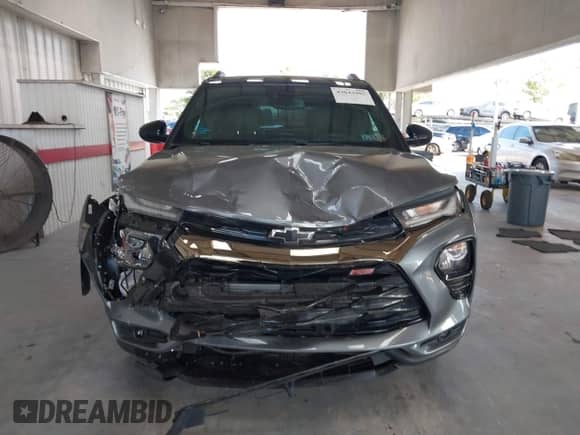 2021 Chevrolet TrailBlazer RS z VIN KL79MUSL1MB078322, wystawiony jako IAAI lot #43043902 z przebiegiem 37 033 mil mil oraz . Historia ofert i sprzedaży dostępna na DreamBid. Obrazek 12.