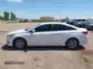 2015 Hyundai Sonata SE with VIN 5NPE24AF3FH147385, listed as a IAAI auction lot 42665710 with 167,795 mi miles and . Bid and sale history available at DreamBid. Image 14.