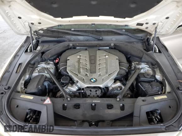 2010 BMW 5 Series 550i Gran Turismo с VIN WBASN4C52AC208063, выставлен на аукционе Copart как лот 58097335 с пробегом 118 037 миль миль и Списание • Salvage title. История ставок и продаж доступна на DreamBid. Изображение 11.