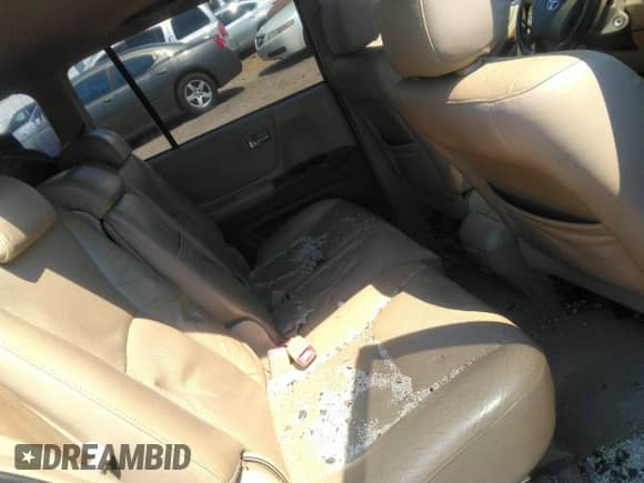 2005 Toyota Highlander с VIN JTEDP21A350063385, выставлен на аукционе IAAI как лот 41888656 с пробегом Не указан миль и . История ставок и продаж доступна на DreamBid. Изображение 8.