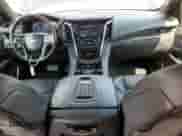 2016 Cadillac Escalade ESV Platinum z VIN 1GYS4KKJXGR476500, wystawiony jako Copart lot #59027615 z przebiegiem 178 012 mil mil oraz Szkoda całkowita • Salvage title. Historia ofert i sprzedaży dostępna na DreamBid. Obrazek 8.