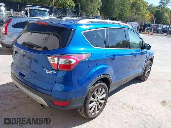 2017 Ford Escape Titanium с VIN 1FMCU9JD5HUB55814, выставлен на аукционе IAAI как лот 43372577 с пробегом 96 081 миль миль и . История ставок и продаж доступна на DreamBid. Изображение 4.
